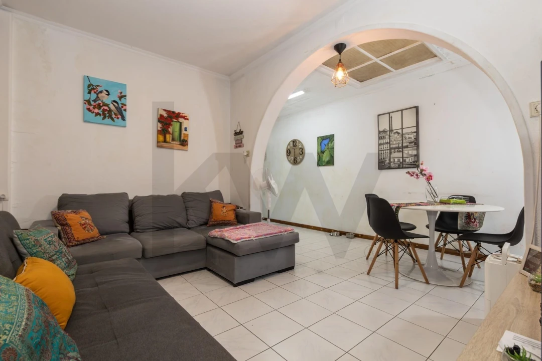 Moradia T4 para Venda em Ponta Delgada (São Pedro) Foto 9