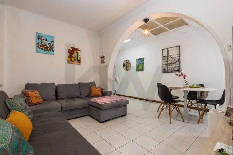 Moradia T4 para Venda em Ponta Delgada (São Pedro) Foto 9