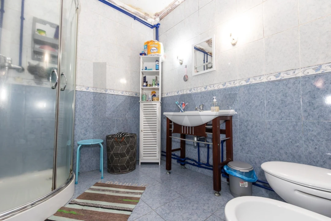 Moradia T4 para Venda em Ponta Delgada (São Pedro) Foto 12