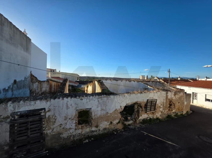 Moradia T5 para Venda em Alcantarilha e Pêra Foto 1