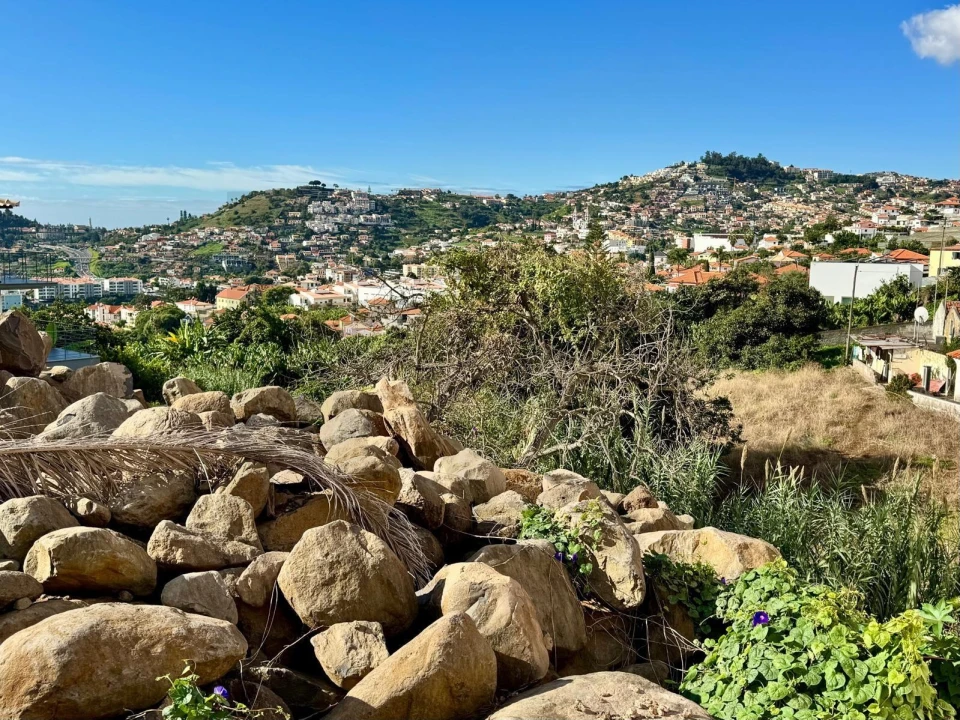 Moradia T3 para Venda em São Roque Foto 3