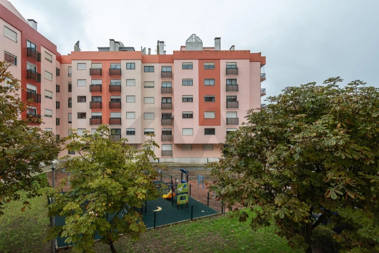 Apartamento T3 para Venda em São João das Lampas e Terrugem Foto 19