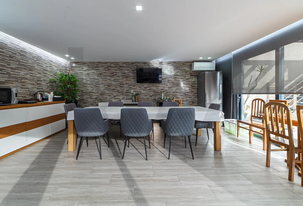 Moradia T4 para Venda em Milheiros de Poiares Foto 37