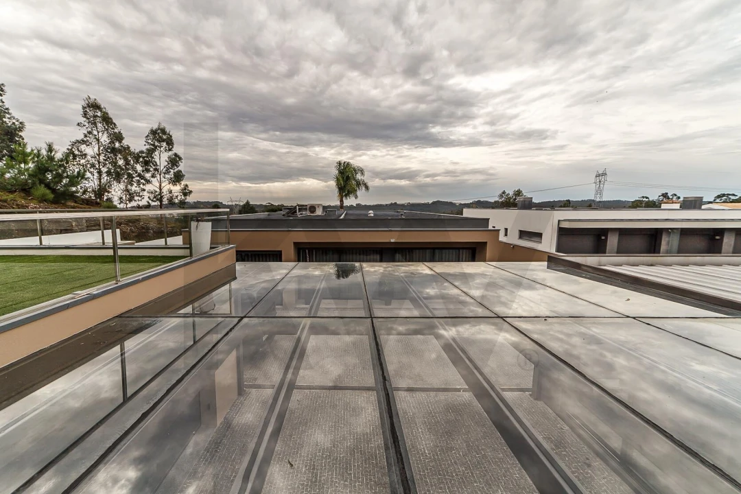 Moradia T4 para Venda em Milheiros de Poiares Foto 6