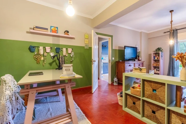 Apartamento T3 para Venda em Rio de Mouro Foto 4