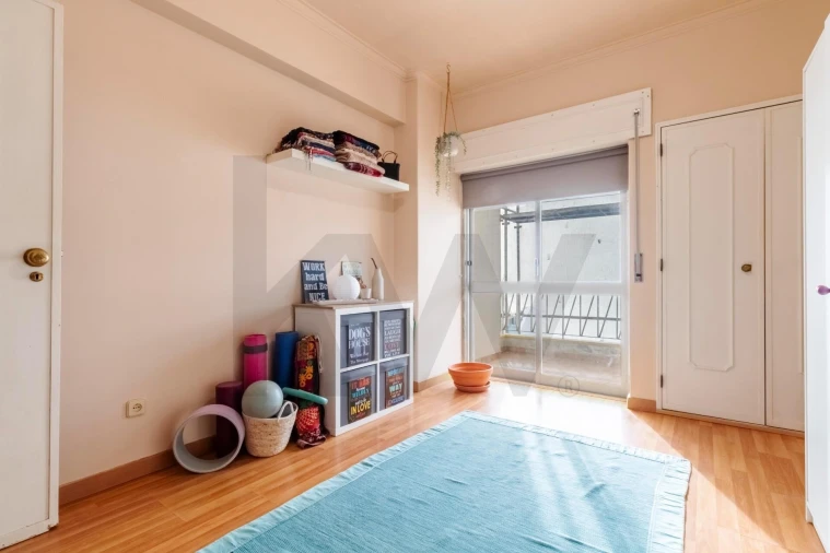 Apartamento T3 para Venda em Rio de Mouro Foto 11