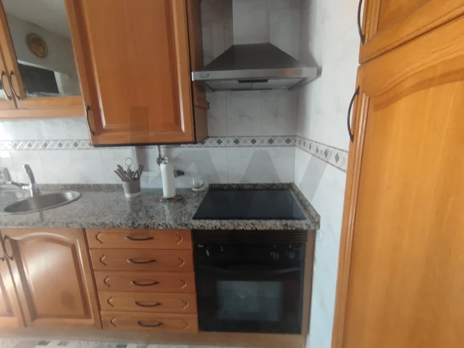 Apartamento T2 para Venda em Amora Foto 6