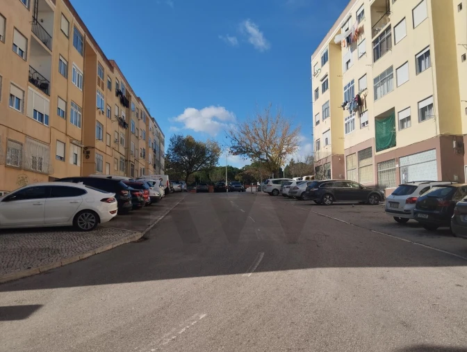 Apartamento T2 para Venda em Amora Foto 18