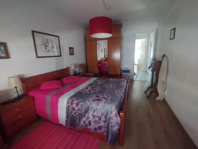 Apartamento T2 para Venda em Amora Foto 8