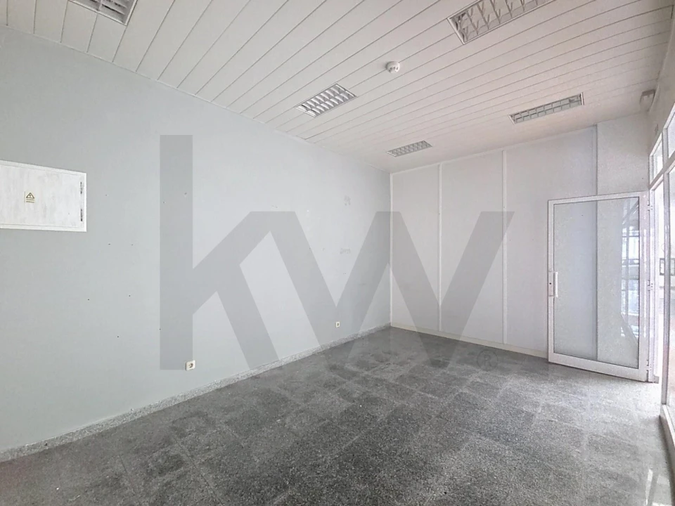 Loja para Venda em Almeirim Foto 4