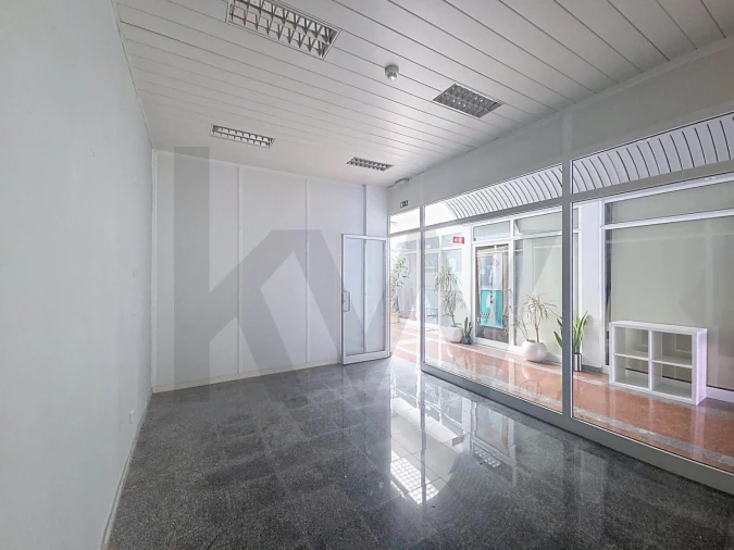 Loja para Venda em Almeirim Foto 5