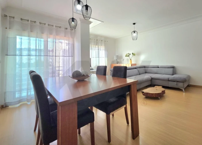 Apartamento T2 para Venda em Mina de Água Foto 9