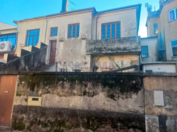 Moradia para Venda em Paranhos Foto 2