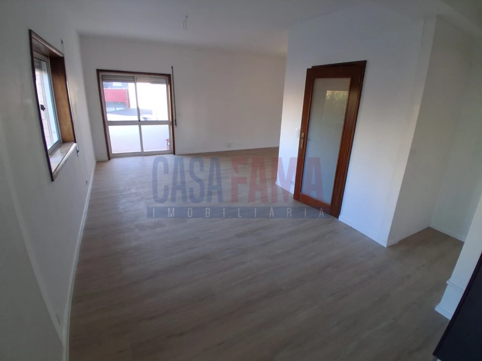 Apartamento T2 para Venda em Baguim do Monte (Rio Tinto) Foto 4