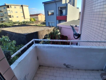 Apartamento T2 para Venda em Baguim do Monte (Rio Tinto)
