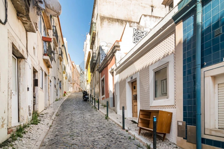 Moradia T4 para Venda em Santo António Foto 3