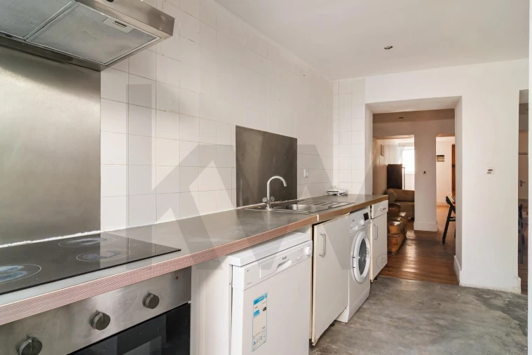 Moradia T4 para Venda em Santo António Foto 9