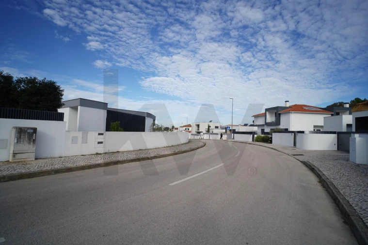 Terreno para Venda em Romeira e Várzea Foto 27