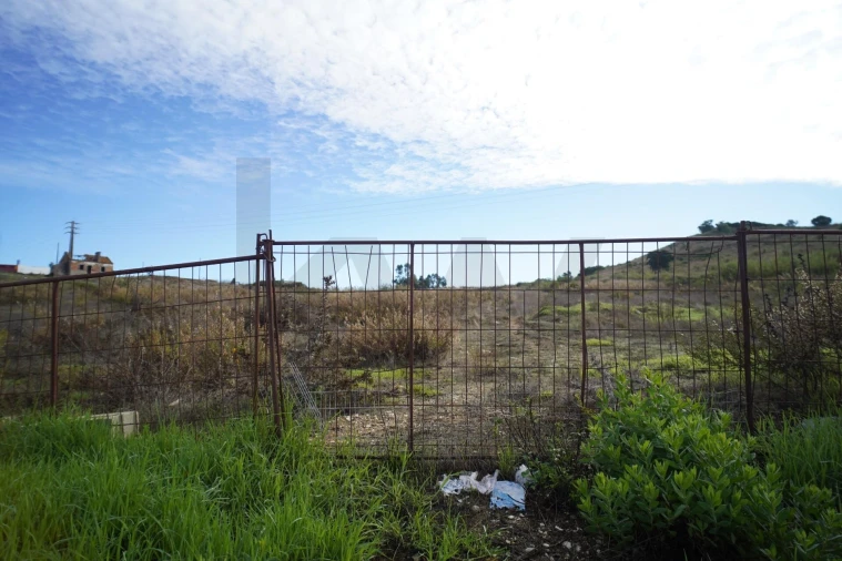 Terreno para Venda em Romeira e Várzea Foto 24