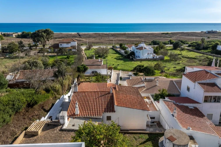 Moradia T2 para Venda em Lagos (São Sebastião e Santa Maria) Foto 46