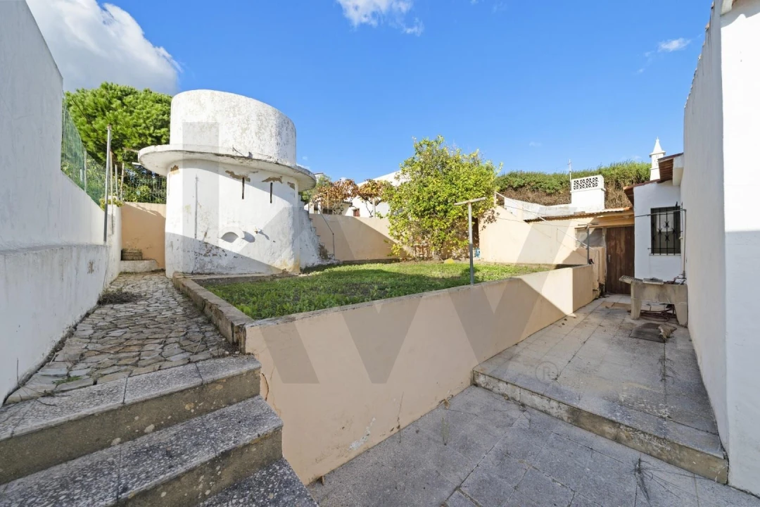 Moradia T2 para Venda em Lagos (São Sebastião e Santa Maria) Foto 38