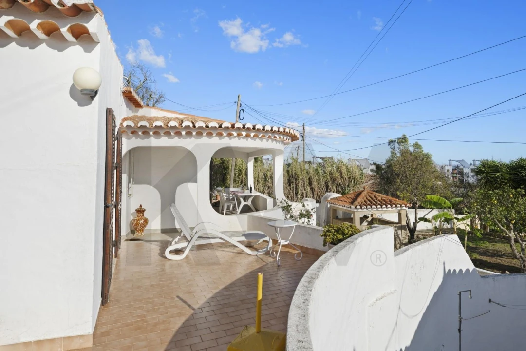 Moradia T2 para Venda em Lagos (São Sebastião e Santa Maria) Foto 24