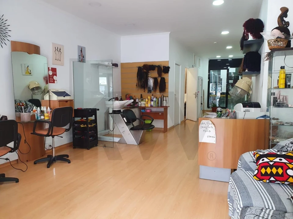 Loja para Venda em Algueirão-Mem Martins Foto 8