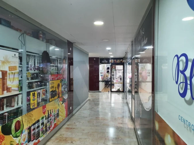 Loja para Venda em Algueirão-Mem Martins Foto 10