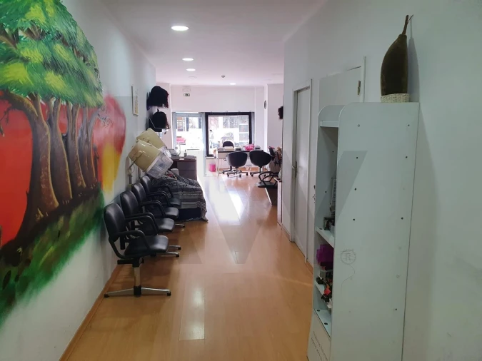 Loja para Venda em Algueirão-Mem Martins Foto 4