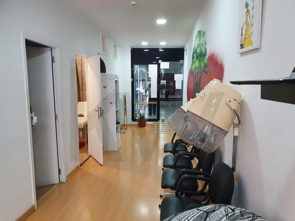 Loja para Venda em Algueirão-Mem Martins Foto 13