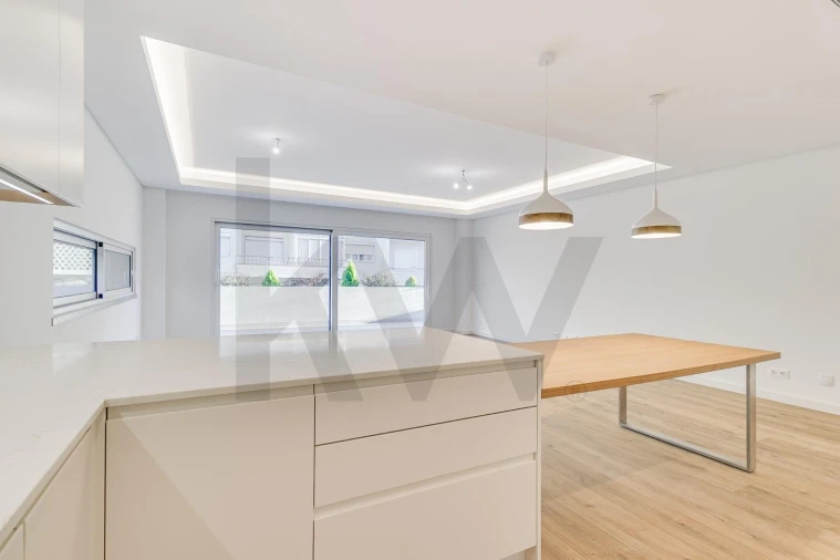 Moradia T5 para Venda em Almada, Cova da Piedade, Pragal e Cacilhas Foto 13