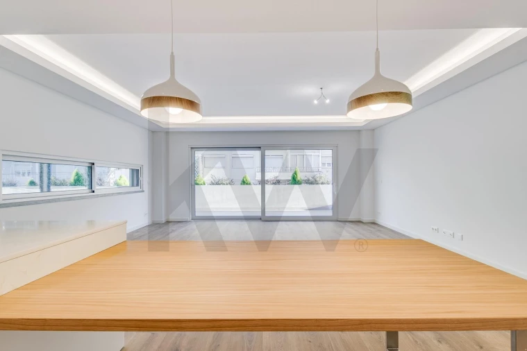 Moradia T5 para Venda em Almada, Cova da Piedade, Pragal e Cacilhas Foto 15