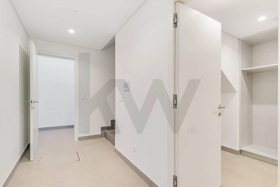 Moradia T5 para Venda em Almada, Cova da Piedade, Pragal e Cacilhas Foto 48