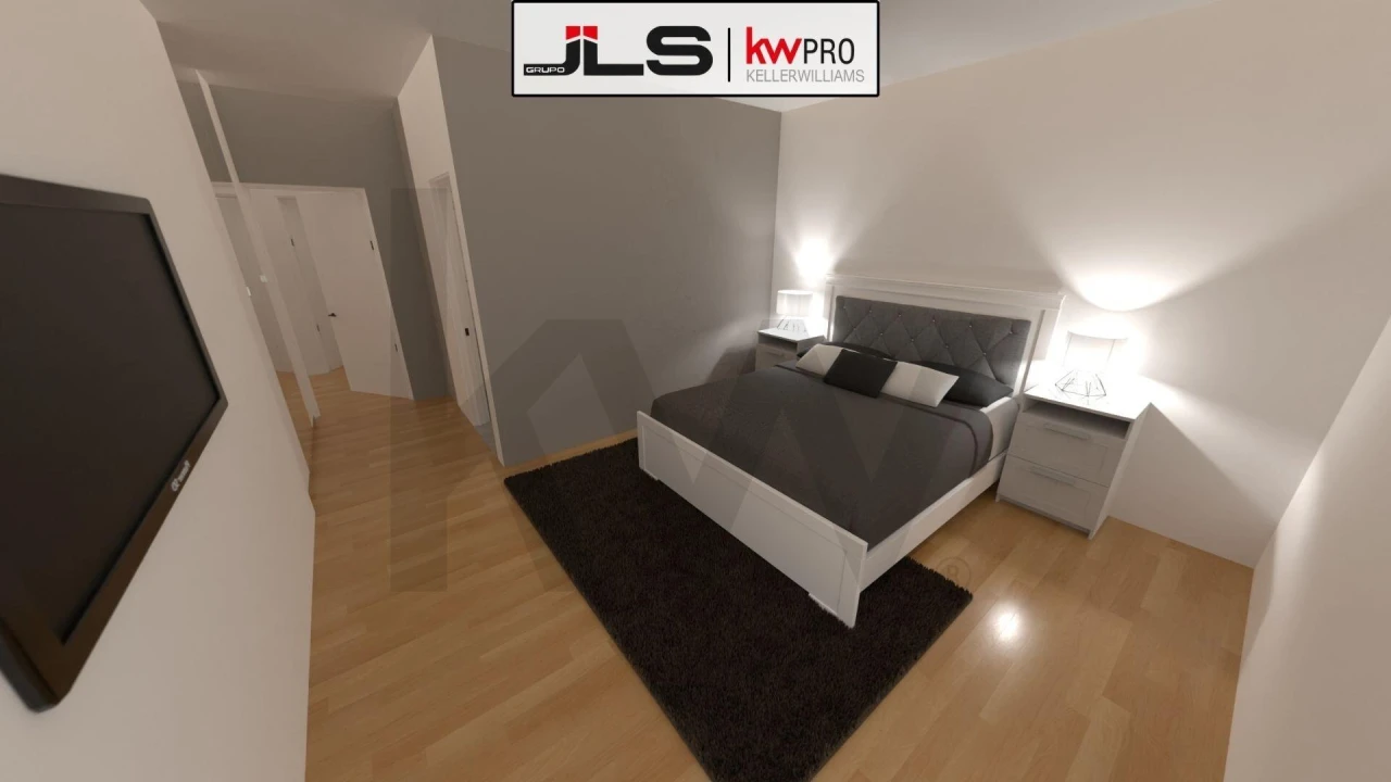 Moradia T2 para Venda em Fenais da Luz Foto 1