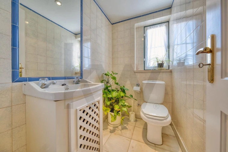 Moradia T4 para Venda em Marvila, Ribeira Santarém, São Salvador, São Nicolau Foto 19