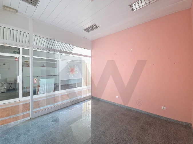 Loja para Venda em Almeirim Foto 4