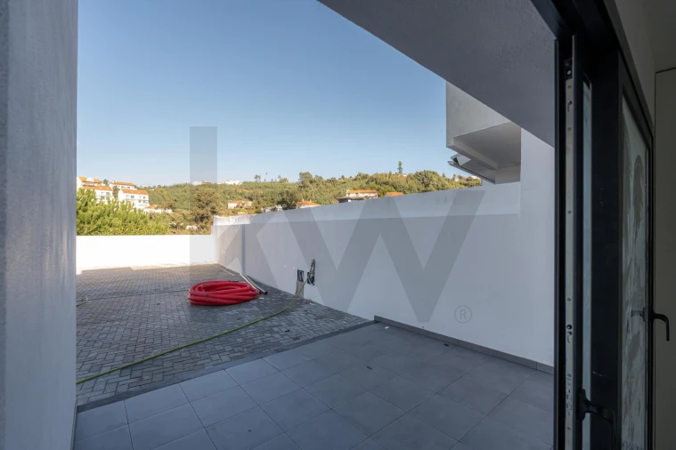 Apartamento T2 para Venda em Santo Antonio dos Olivais Foto 6