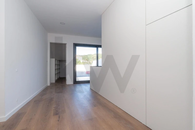 Apartamento T2 para Venda em Santo Antonio dos Olivais Foto 3