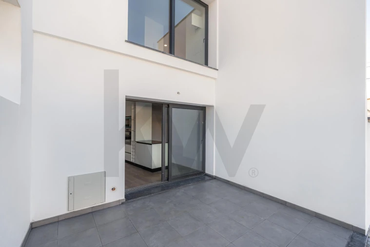 Apartamento T2 para Venda em Santo Antonio dos Olivais Foto 7