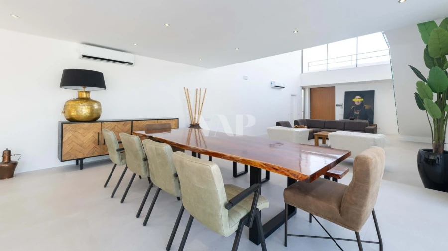 Moradia T5 para Arrendamento em Salir Foto 9