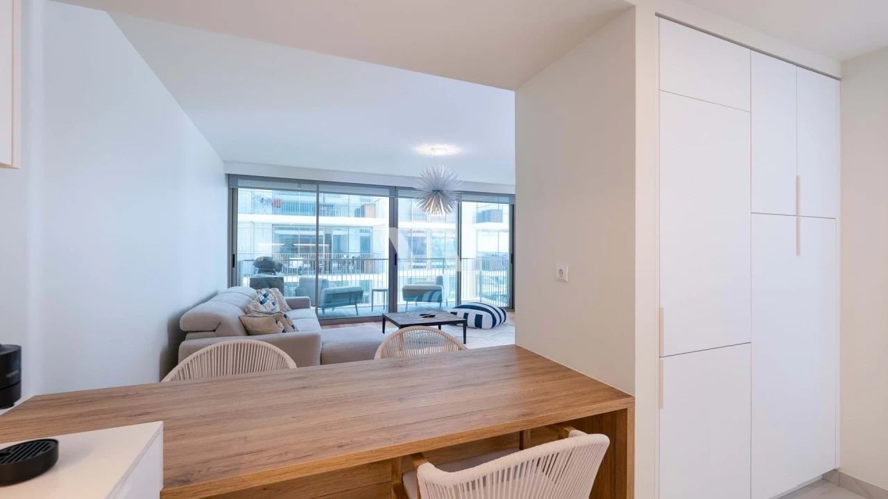 Apartamento T1 para Arrendamento em Armação de Pera Foto 8