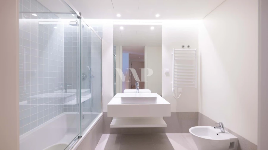 Apartamento T1 para Arrendamento em Armação de Pera Foto 17