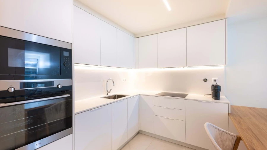 Apartamento T1 para Arrendamento em Armação de Pera Foto 3