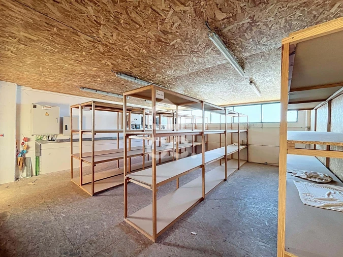 Armazém para Venda em Tornada e Salir do Porto Foto 4