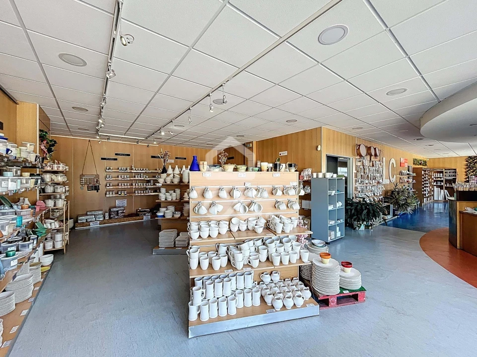 Armazém para Venda em Tornada e Salir do Porto Foto 8