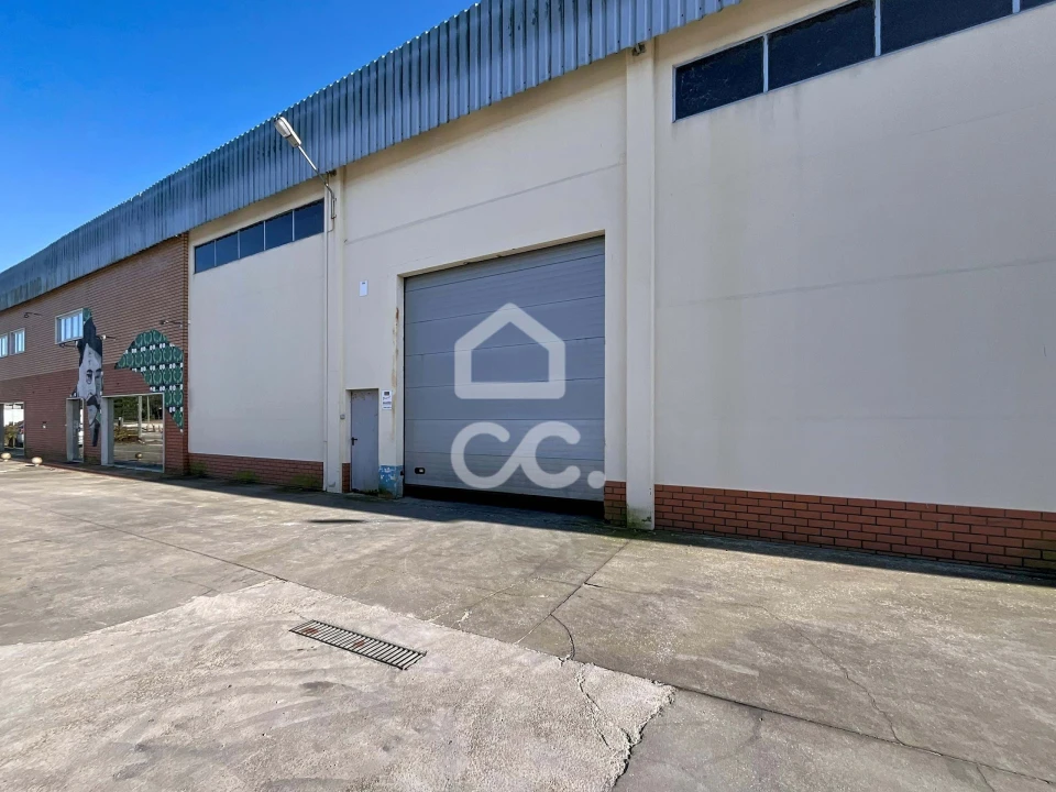 Armazém para Venda em Tornada e Salir do Porto Foto 16