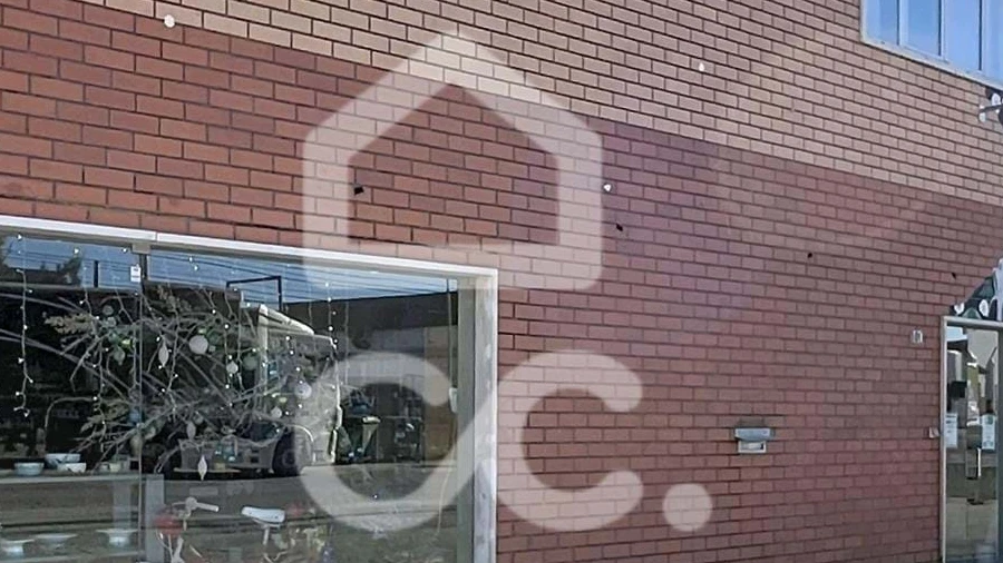 Armazém para Venda em Tornada e Salir do Porto