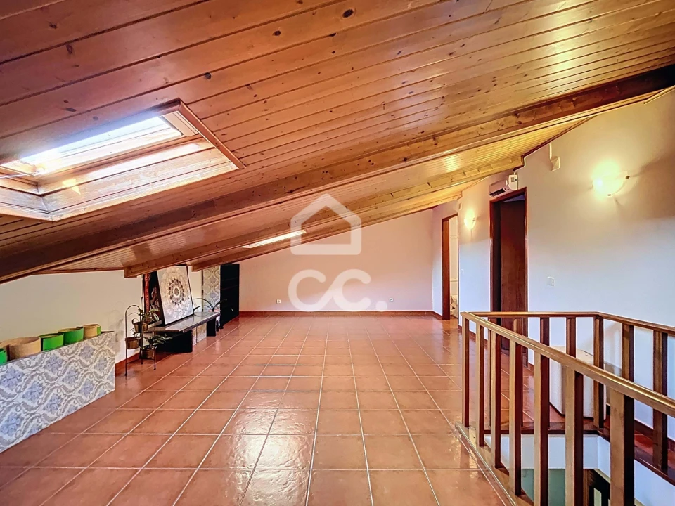 Moradia T3 para Venda em Santa Maria, São Pedro e Sobral da Lagoa Foto 19