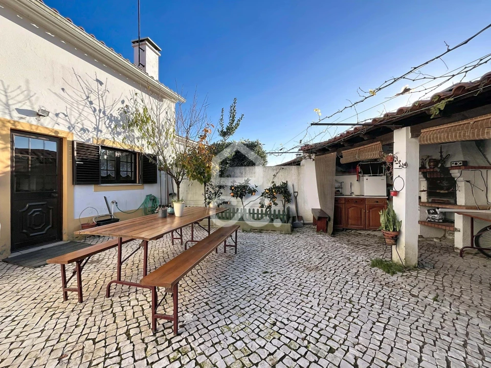 Moradia T3 para Venda em Santa Maria, São Pedro e Sobral da Lagoa Foto 32