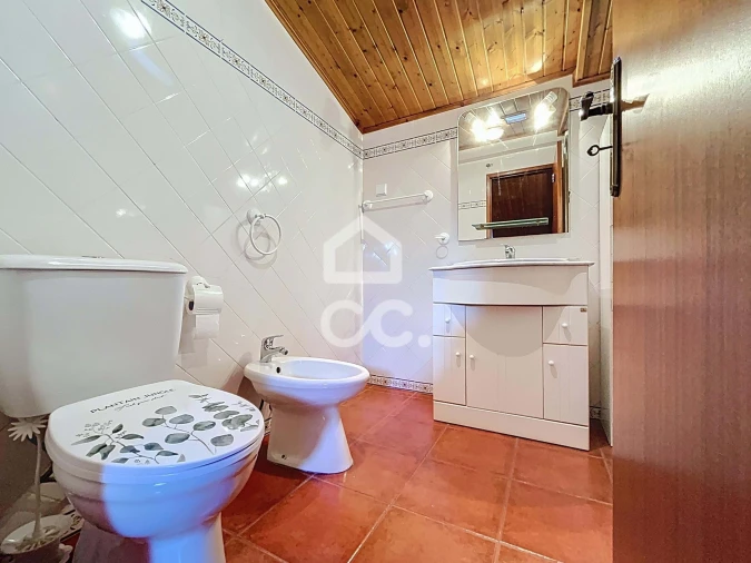 Moradia T3 para Venda em Santa Maria, São Pedro e Sobral da Lagoa Foto 25